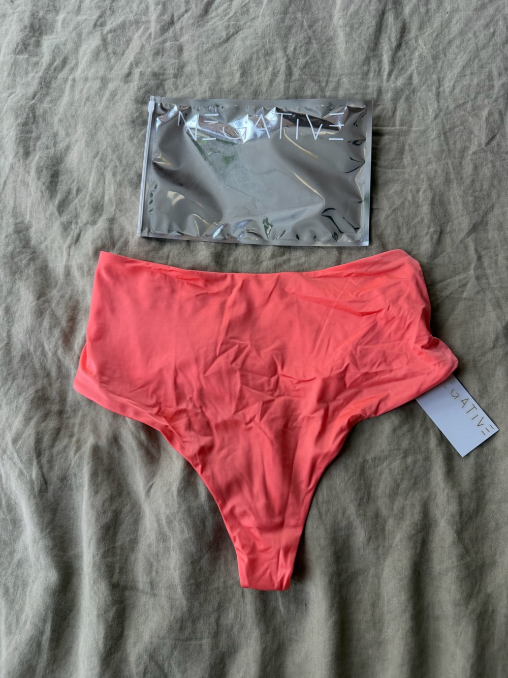 Glacé High Waist Thong - Coral - L